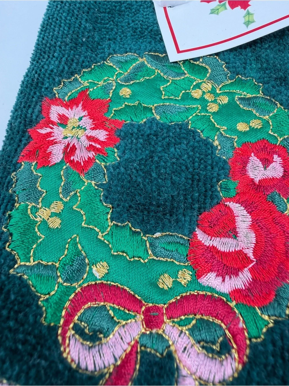 Vintage Linens' N Things Fingertip Kitchen Bath Hand Towels Christmas Holiday